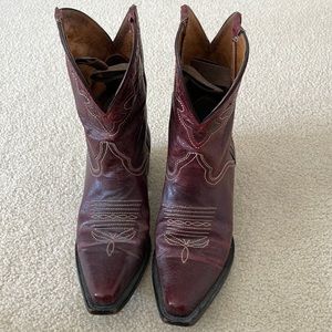 Cowboy boots size 8